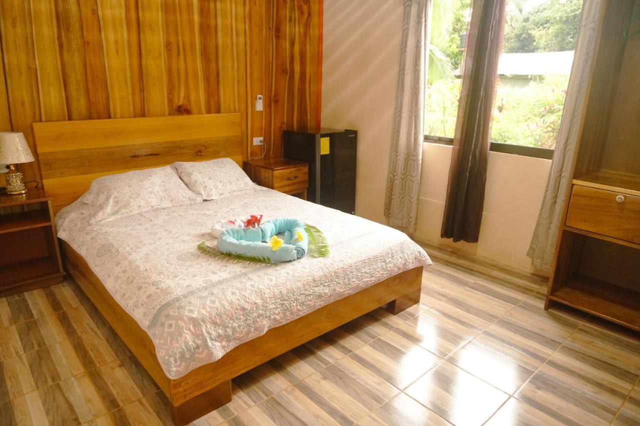 Hotel Gitana Corcovado, Y Tour Operador Drakes Bay Kültér fotó